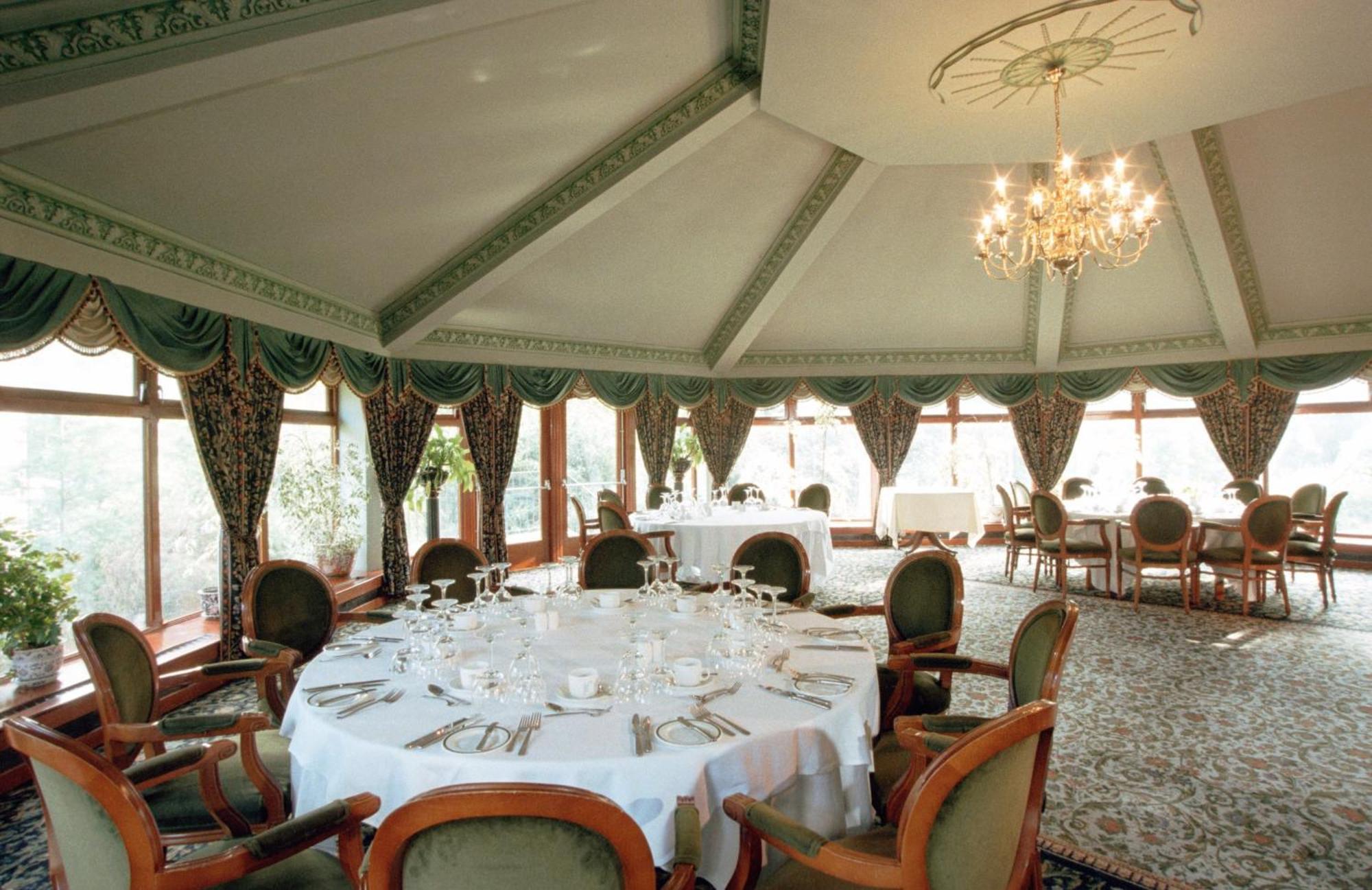 Tre-Ysgawen Hall & Spa لانْجيفْني المظهر الخارجي الصورة