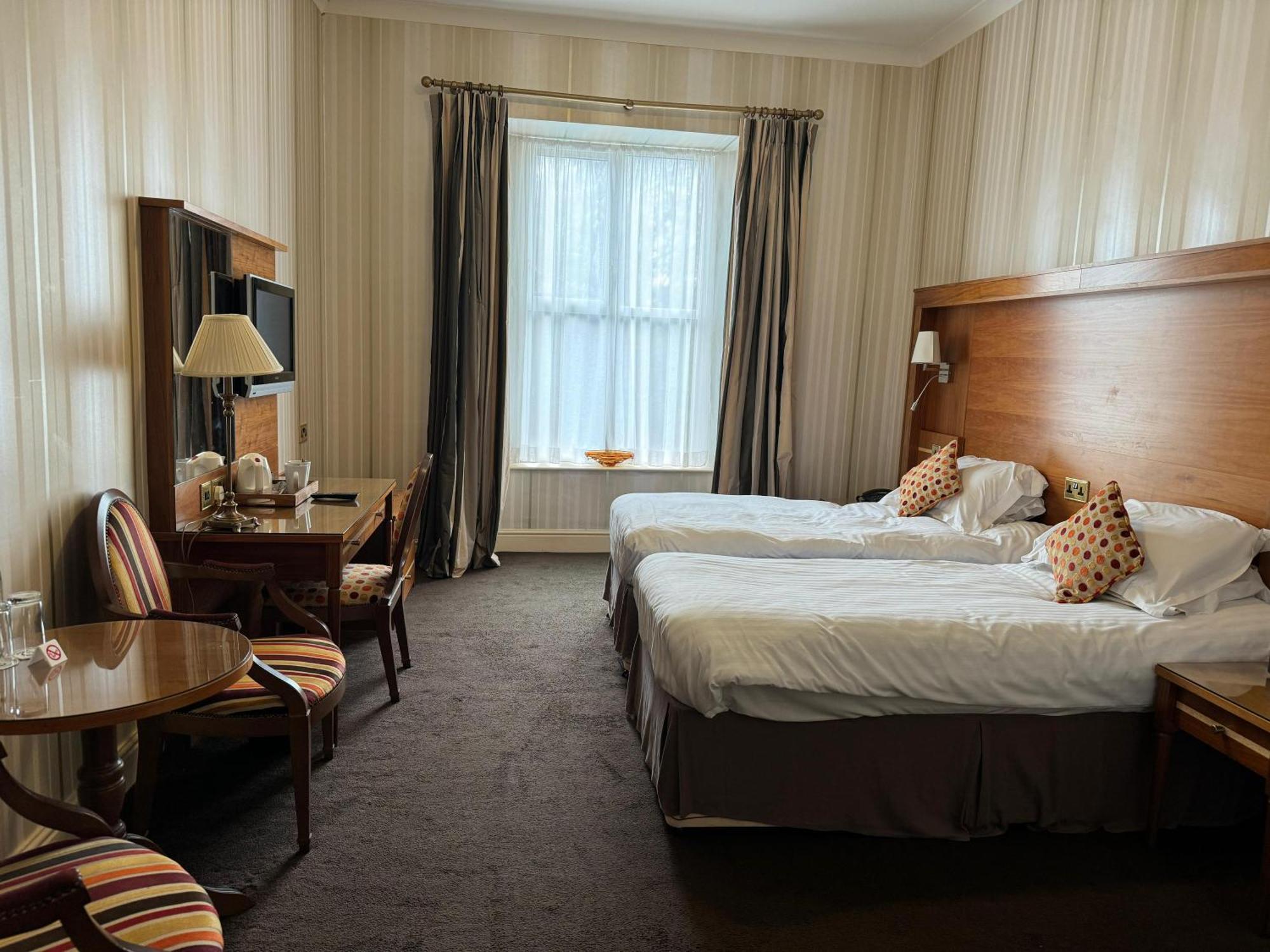 Tre-Ysgawen Hall & Spa لانْجيفْني المظهر الخارجي الصورة