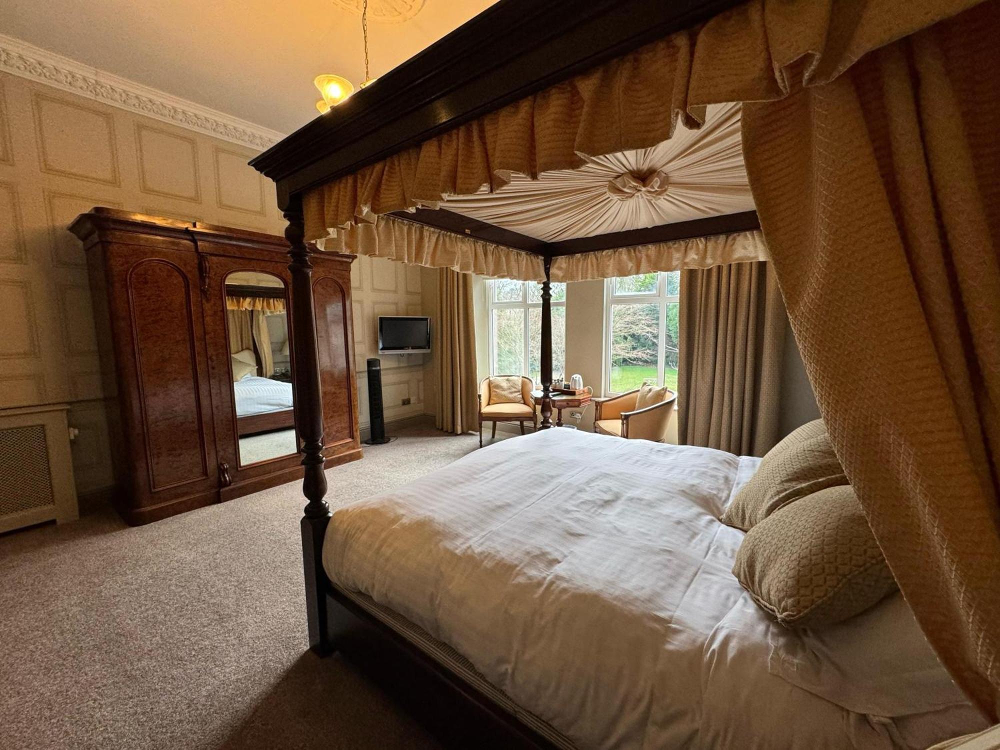 Tre-Ysgawen Hall & Spa لانْجيفْني المظهر الخارجي الصورة